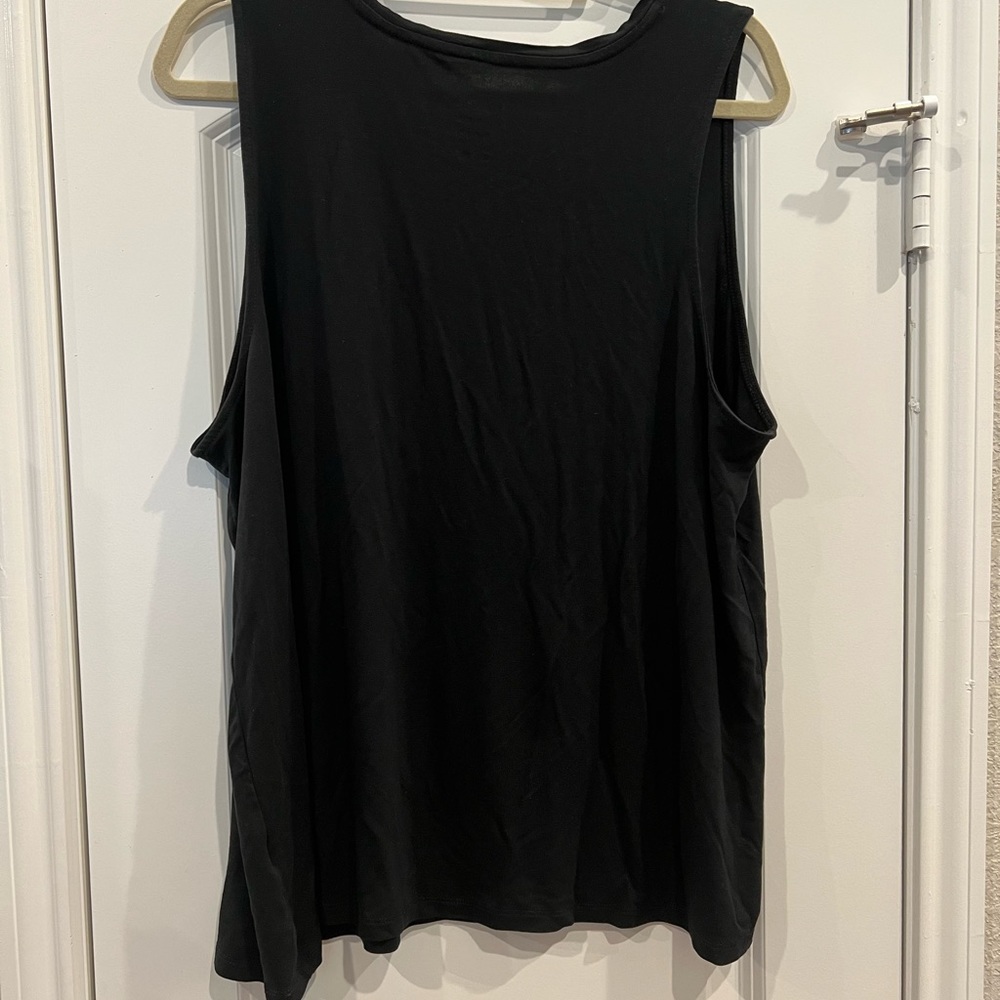 NWT! A new day crew neck tank top - bundle of 3 (black, white, light green) - Picture 5 of 7